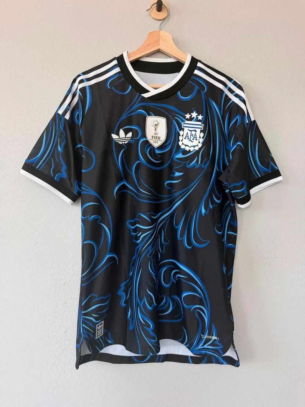 Official Adidas Argentina 2026 Away Authentic Player Jersey Climacool + M NWT